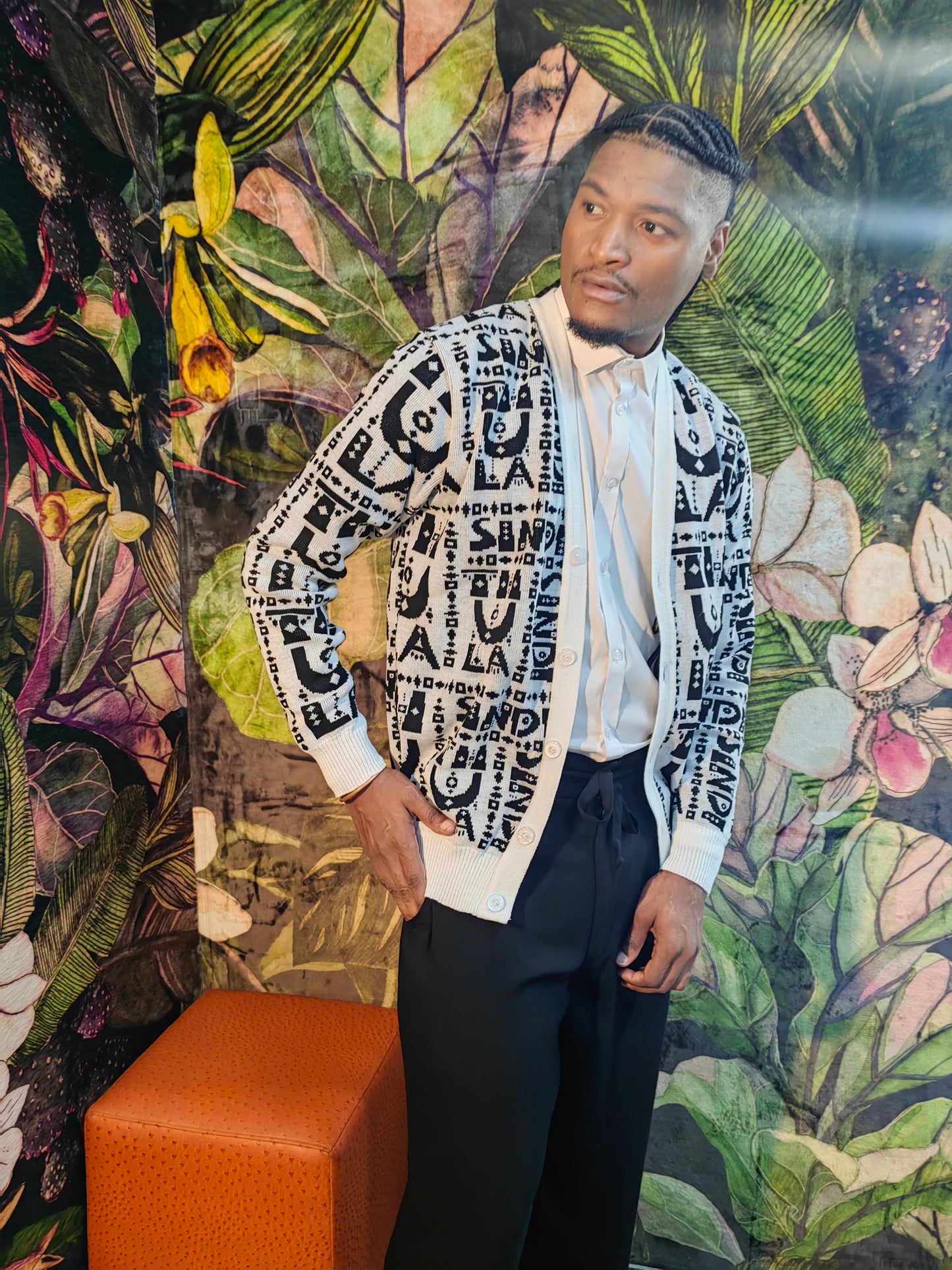 Logo Afrique Knit Cardigan (White)