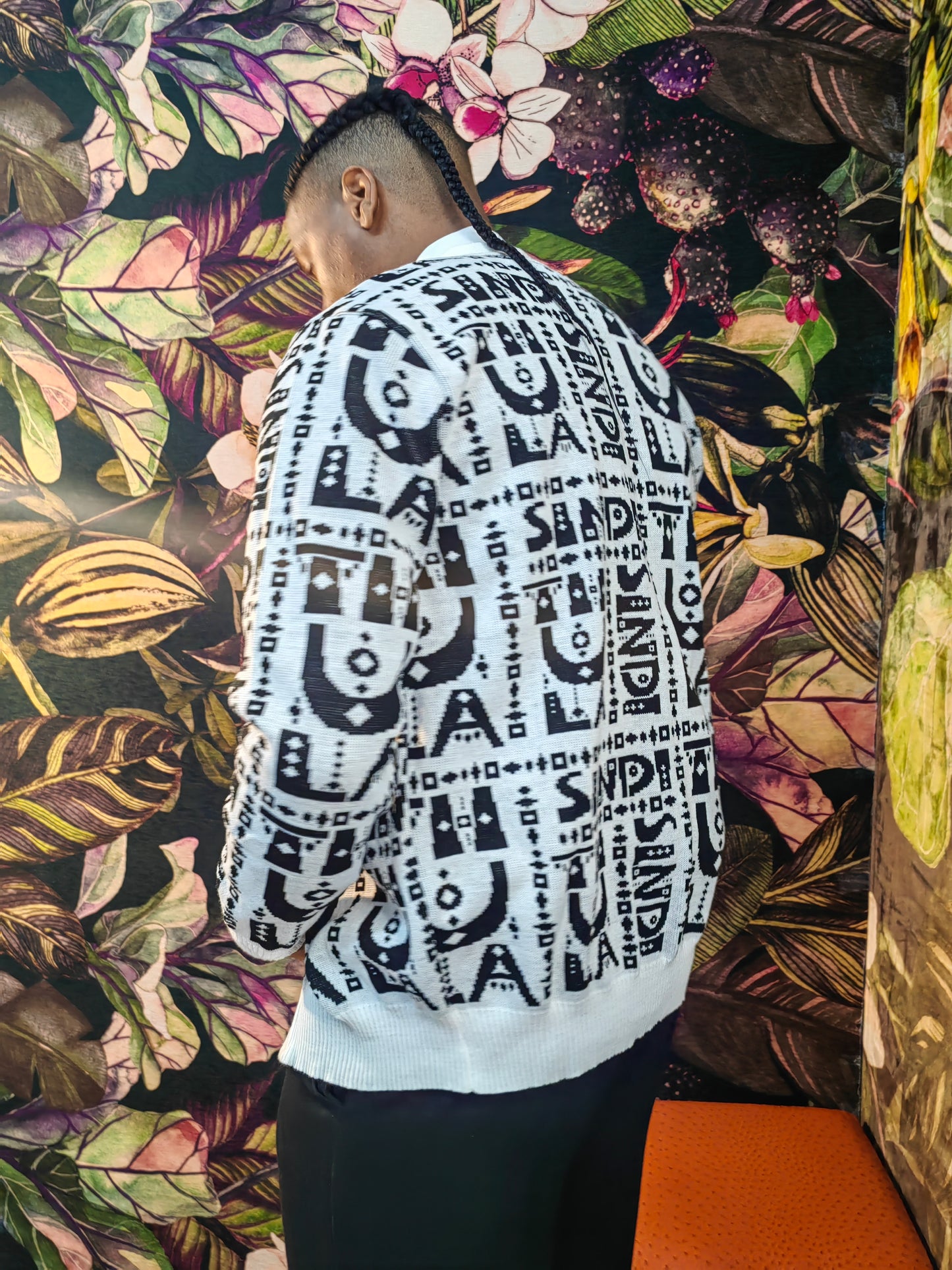 Logo Afrique Knit Cardigan (White)