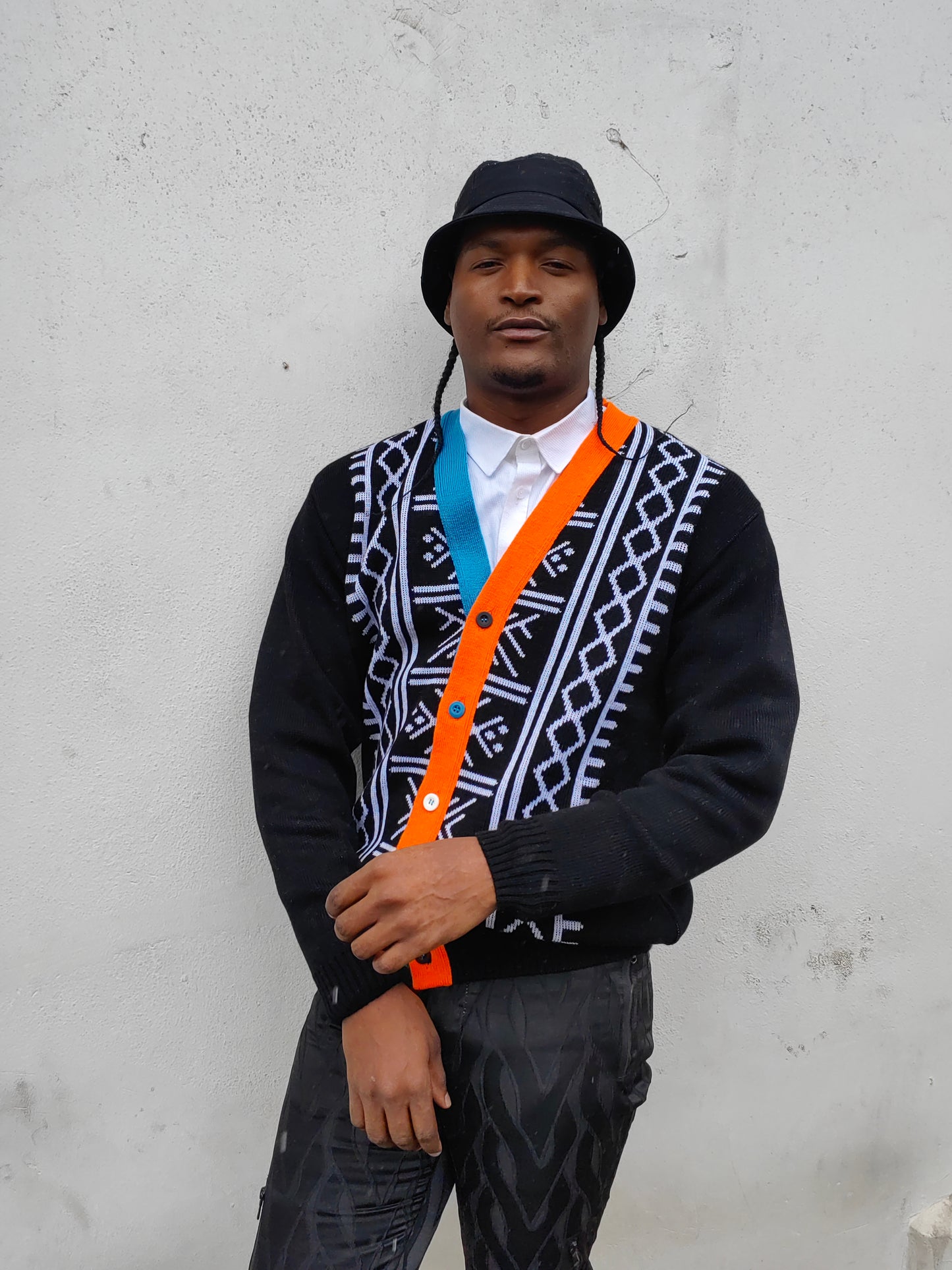 Baratang Knit Cardigan