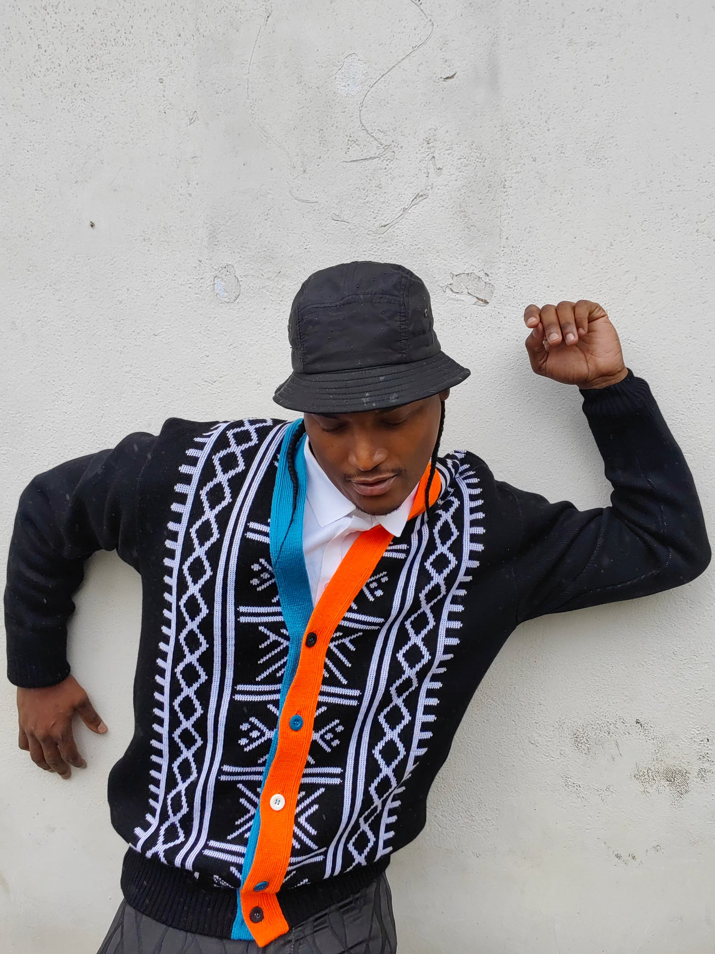Baratang Knit Cardigan