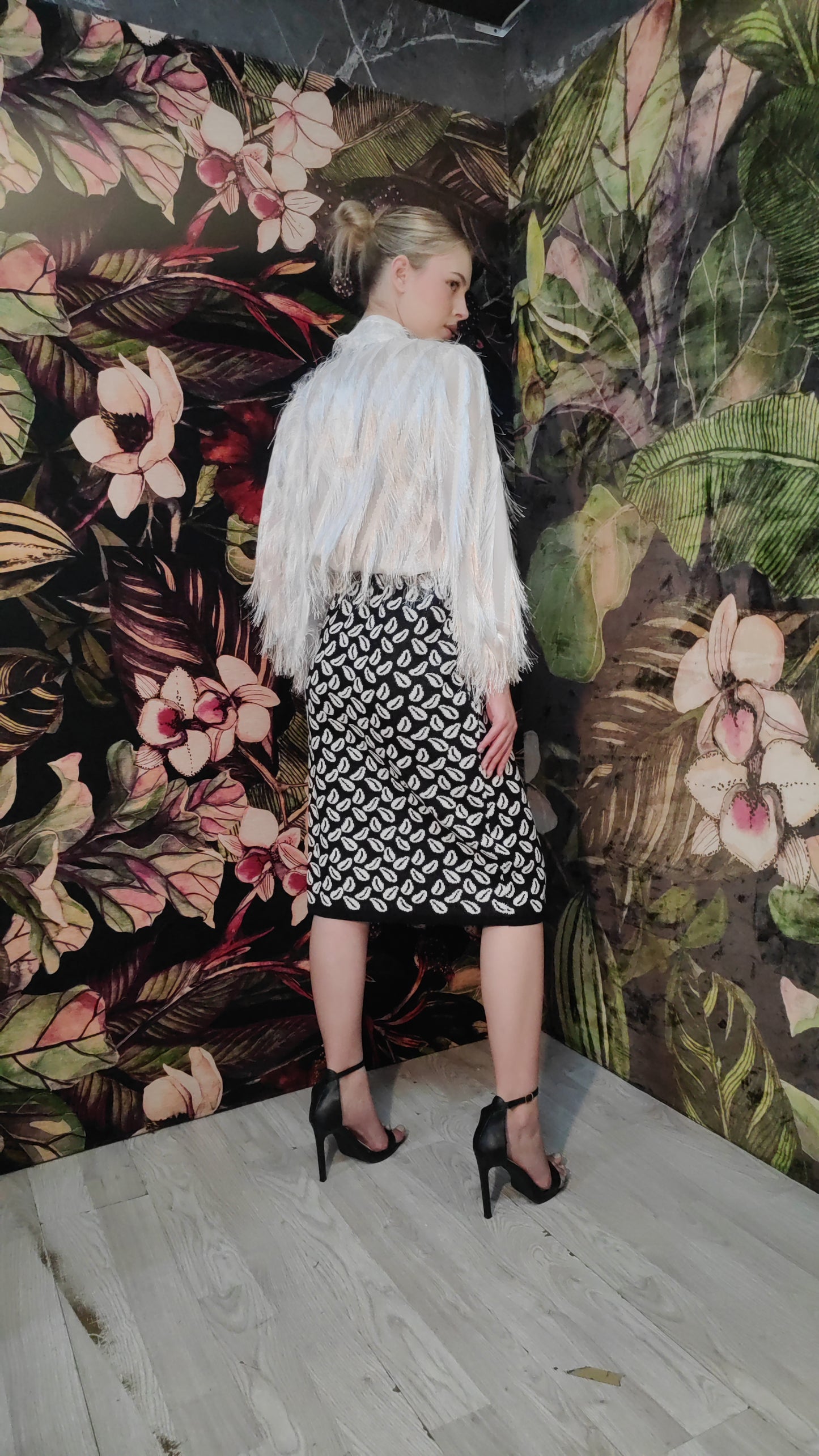 Cedi Knit Skirt (B&W)