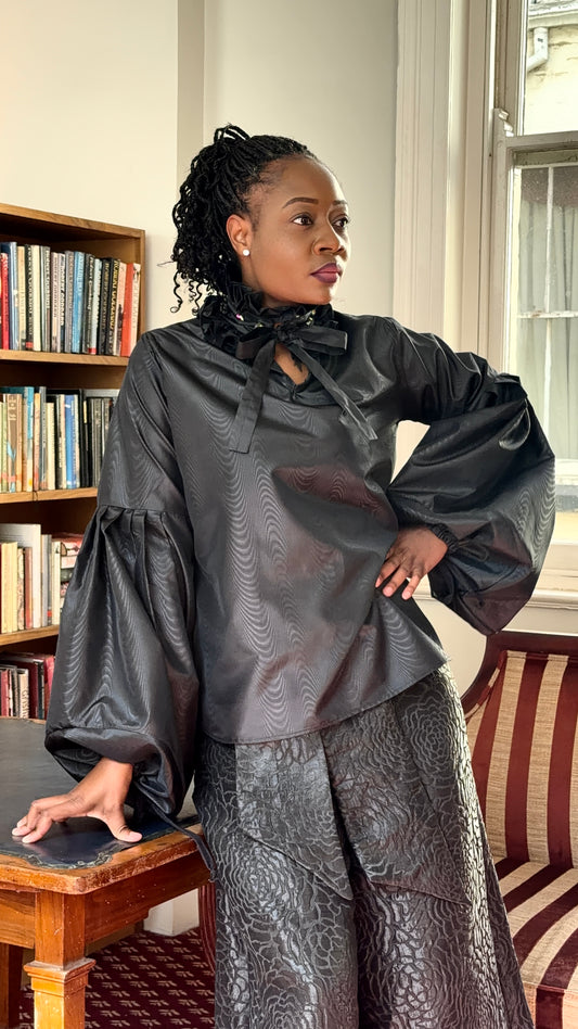 Dramaro Blouse