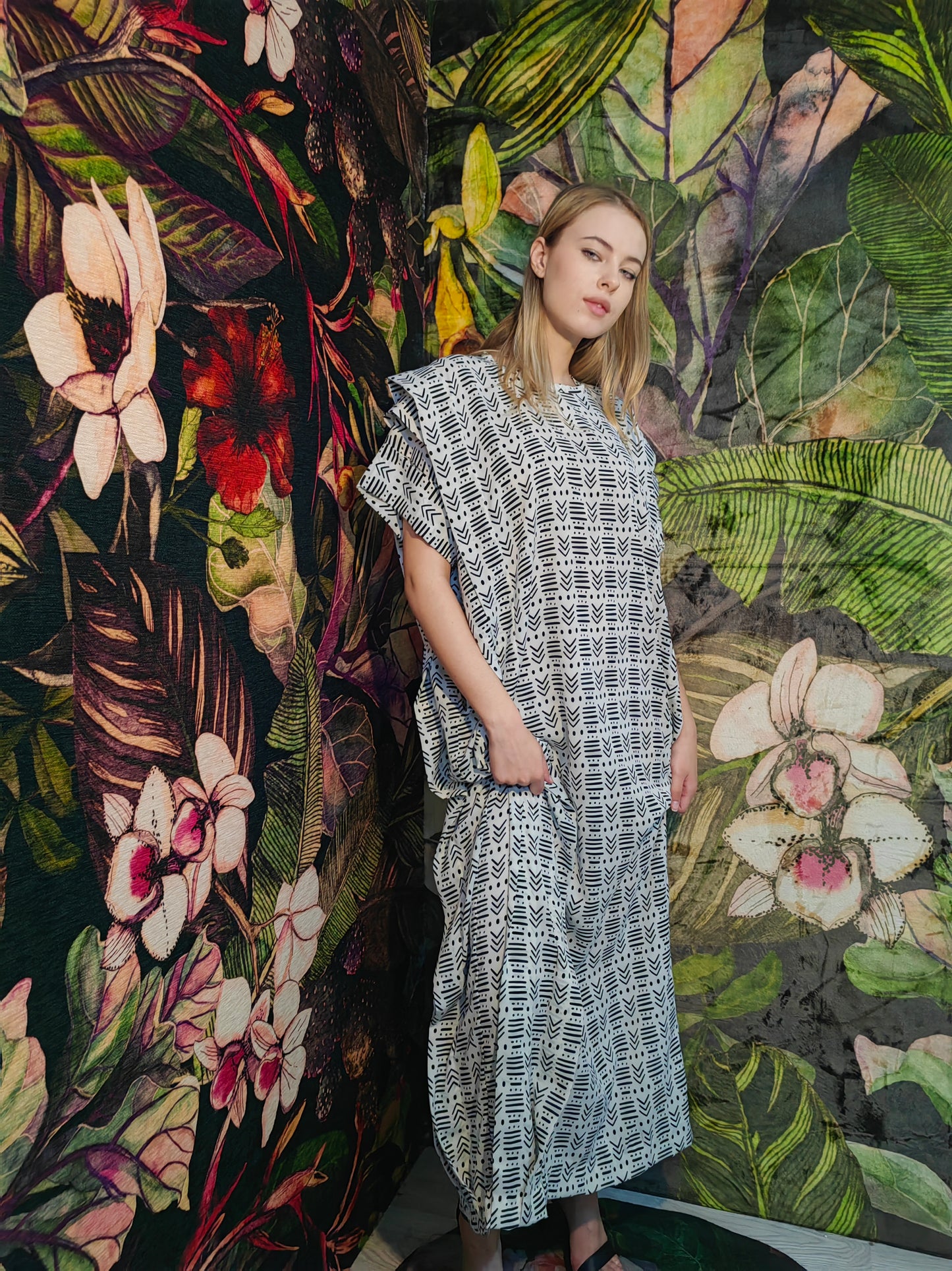 Kantura Caftan (White)