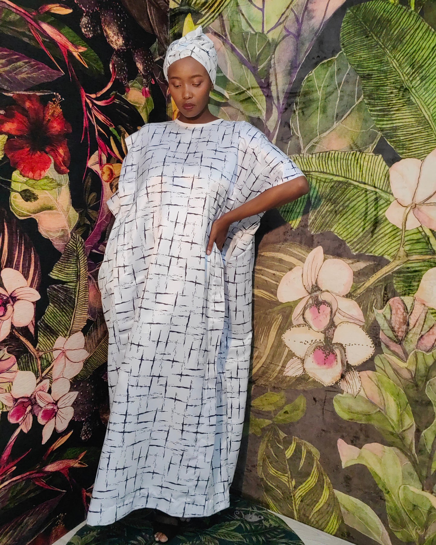 Kantura Satin Caftan (White)